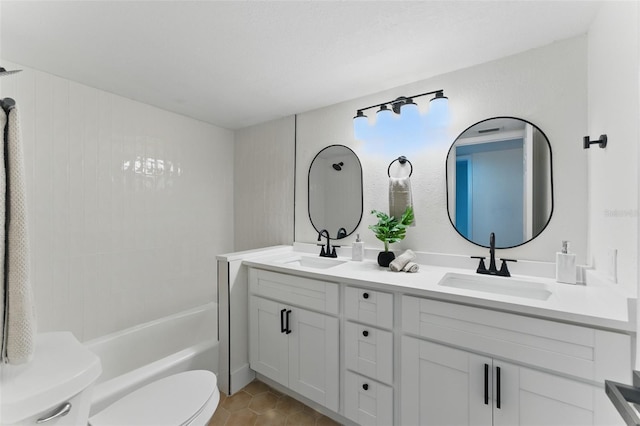 2272 Adam Ct, Palm Harbor, FL 34683 - bathroom featuring double vanity and tile patterned flooring