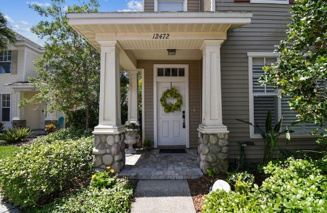 12472 Country White Cir, Tampa, FL 33635 - photo 2