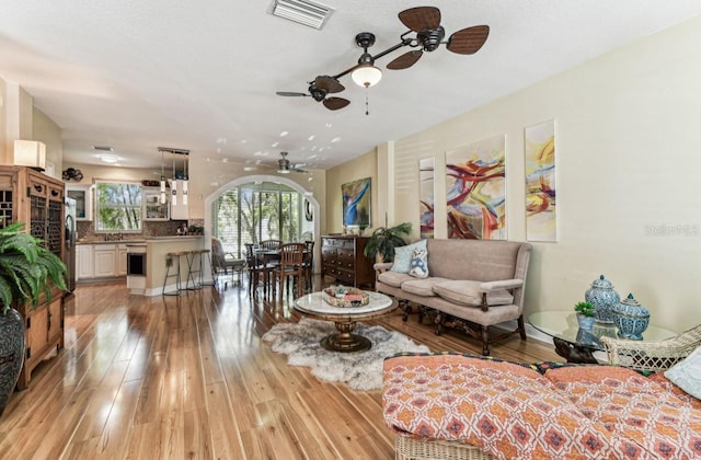 12472 Country White Cir, Tampa, FL 33635 - photo 5