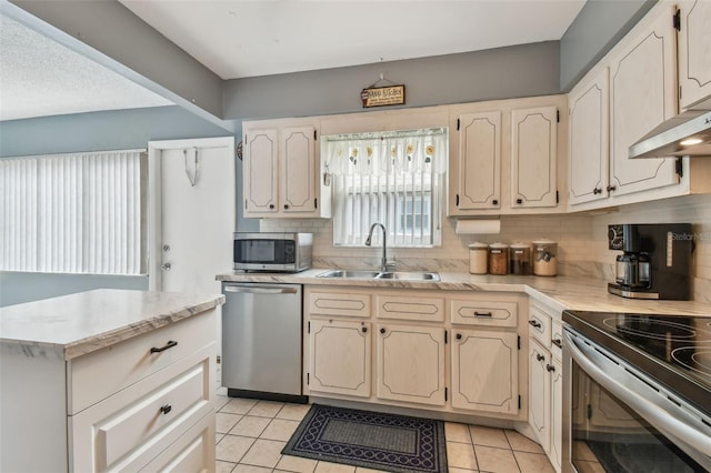 8447 Orleans N, Pinellas Park, FL 33781 - photo 16