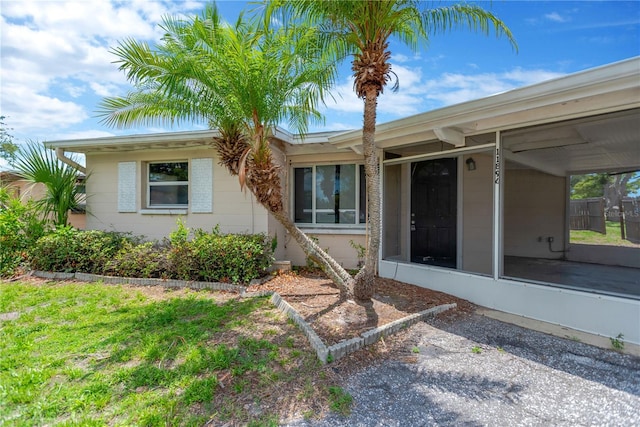 11896 104th Ln, Largo, FL 33773 - property entrance
