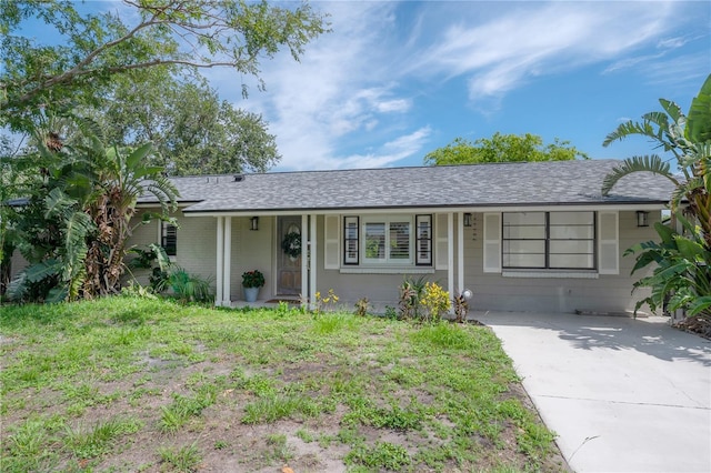 8701 Driftwood Dr, Tampa, FL 33615 - photo 1