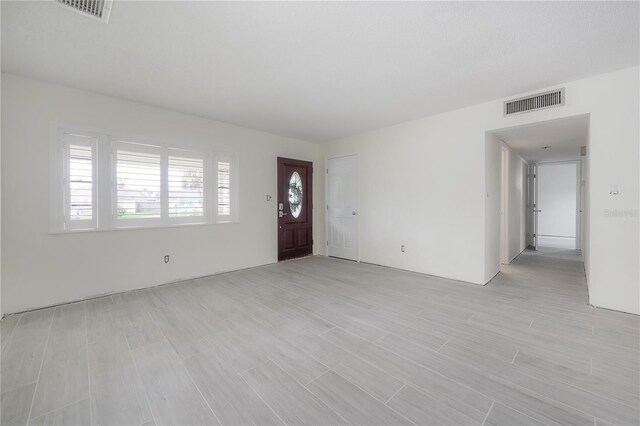 8701 Driftwood Dr, Tampa, FL 33615 - photo 7