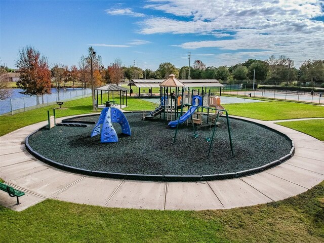 31244 Baclan Dr, Wesley Chapel, FL 33545 - community playground featuring a gazebo
