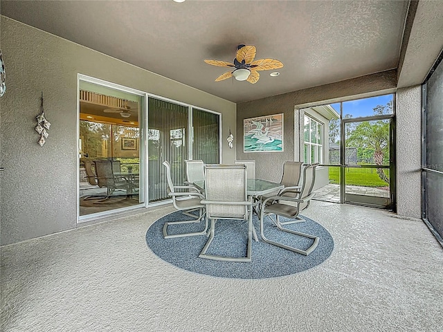33668 Willow Point Ct, Wesley Chapel, FL 33545 - sunroom with a ceiling fan and outdoor dining area