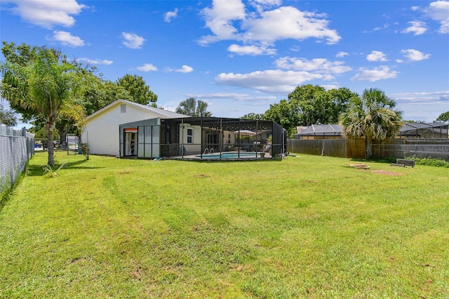 1910 Montego Ct, Oldsmar, FL 34677 - fenced backyard with a lanai
