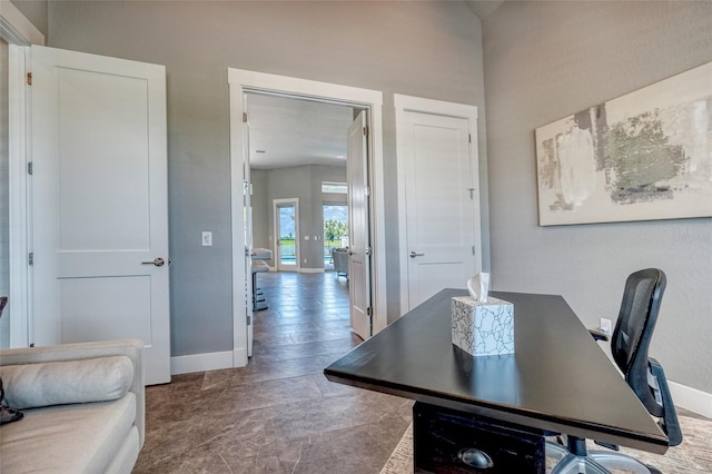 12902 SW 138th Loop, Dunnellon, FL 34432 - office area with baseboards