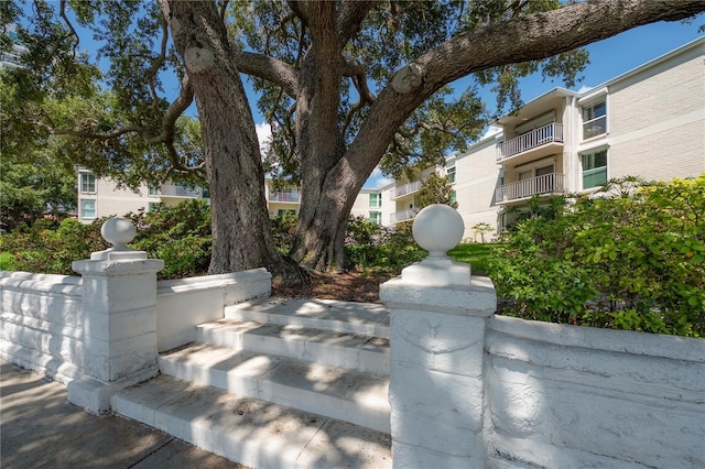 3325 Bayshore Blvd Unit A17, Tampa, FL 33629 - view of home's community