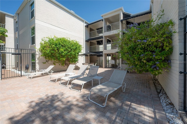 3325 Bayshore Blvd Unit A17, Tampa, FL 33629 - view of patio