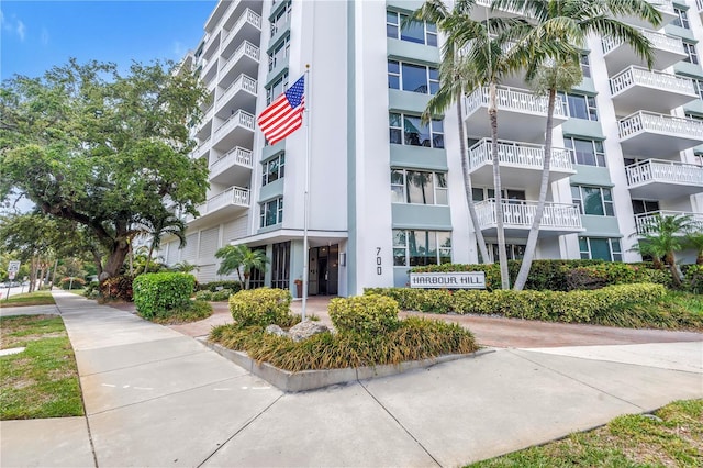 700 Beach Dr NE Unit 602, Saint Petersburg, FL 33701 - view of apartment building / complex