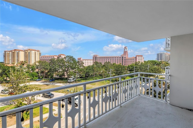 700 Beach Dr NE Unit 602, Saint Petersburg, FL 33701 - balcony featuring a city view