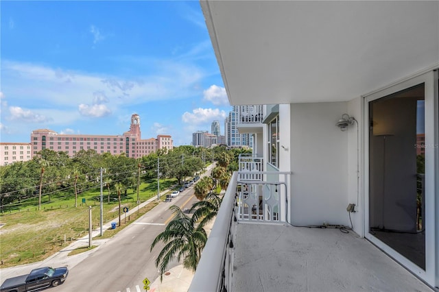 700 Beach Dr NE Unit 602, Saint Petersburg, FL 33701 - balcony featuring a city view