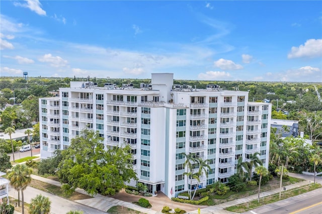 700 Beach Dr NE Unit 602, Saint Petersburg, FL 33701 - view of apartment building / complex