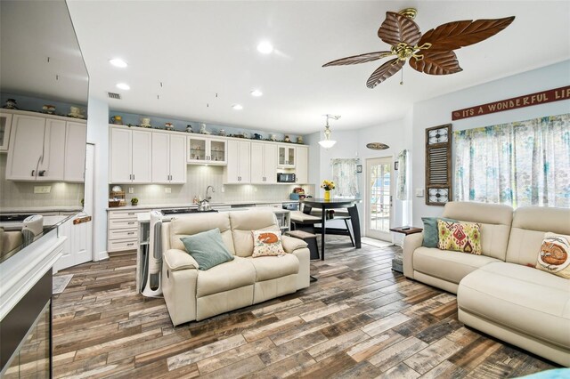 3229 Gardner Oaks Ln, Lakeland, FL 33810 - photo 9