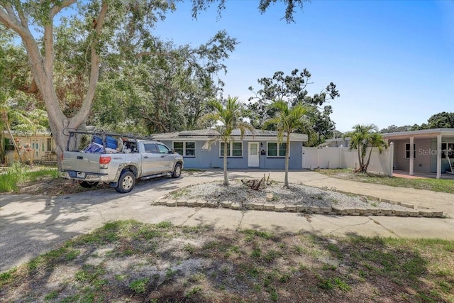 2718 Boca Ciega Dr N, Saint Petersburg, FL 33710 - photo 39