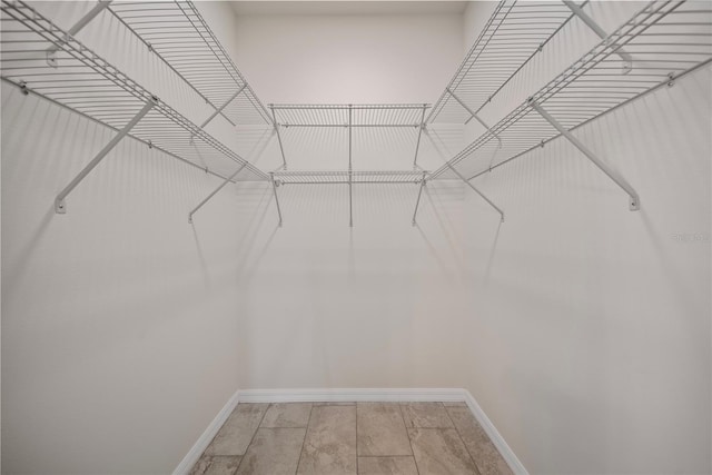 2810 N 75th St, Tampa, FL 33619 - view of walk in closet