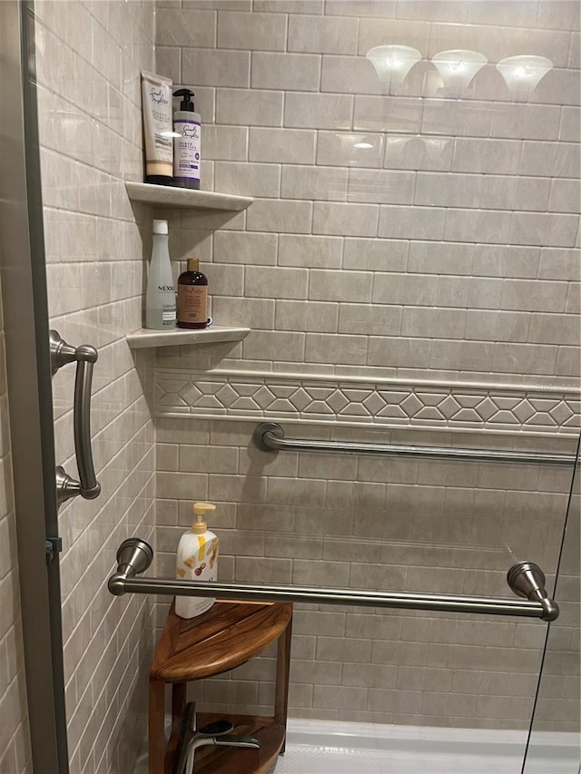 2500 Winding Creek Blvd Unit B105, Clearwater, FL 33761 - view of bathroom