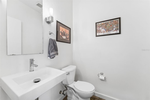 5008 S Macdill Ave Unit 16, Tampa, FL 33611 - bathroom with a sink and toilet