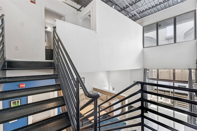 5008 S Macdill Ave Unit 16, Tampa, FL 33611 - stairway with a towering ceiling