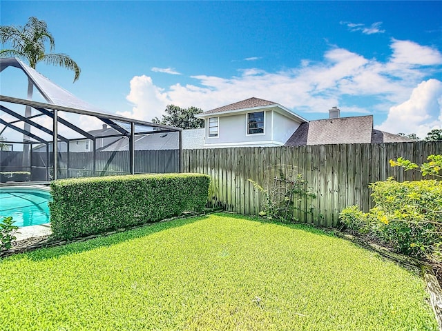 1906 White Cedar Way, Brandon, FL 33511 - fenced backyard with glass enclosure