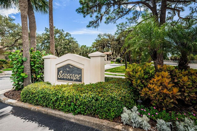 1729 Seascape Cir Unit 102, Tarpon Springs, FL 34689 - view of community sign