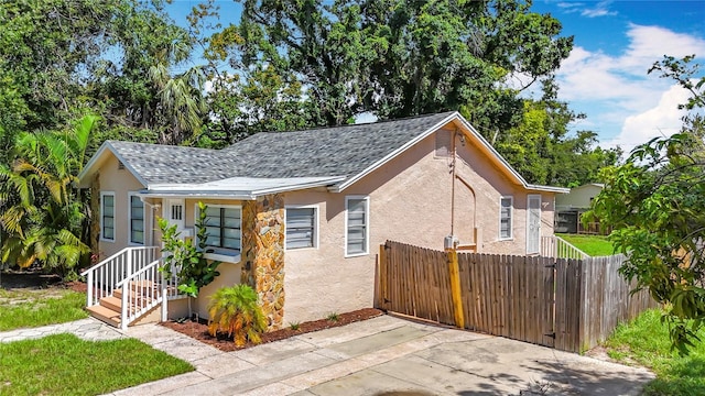 1011 Newton Ave S, Saint Petersburg, FL 33705 - photo 8