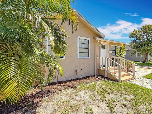 1011 Newton Ave S, Saint Petersburg, FL 33705 - photo 9