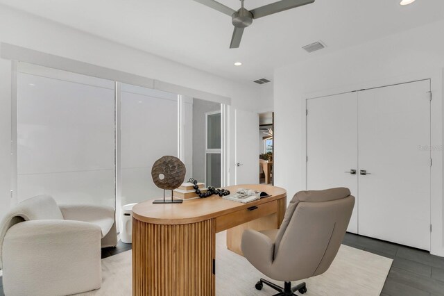 905 Bay Point Dr, Madeira Beach, FL 33708 - home office featuring a ceiling fan and recessed lighting