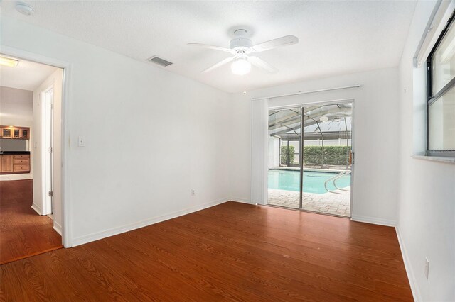 13310 Golf Crest Cir, Tampa, FL 33618 - photo 21