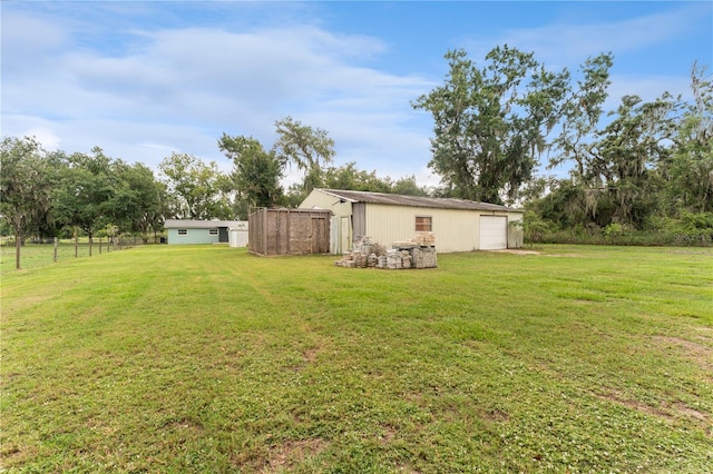 9819 Allen Rd, Lithia, FL 33547 - view of yard featuring a detached garage