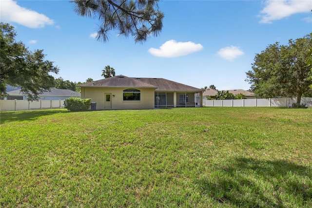 1835 Fircrest Ct, Wesley Chapel, FL 33543 - rear view of property with stucco siding