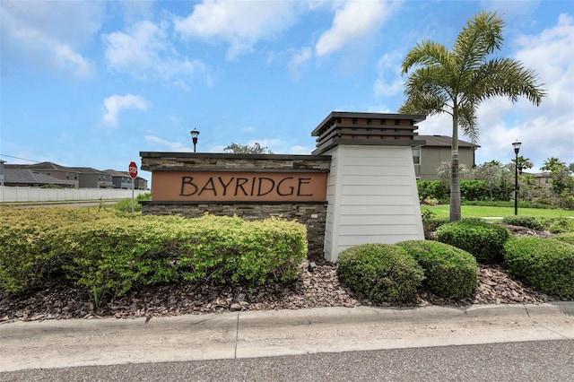 1613 Cabbage Key Dr, Ruskin, FL 33570 - view of community sign