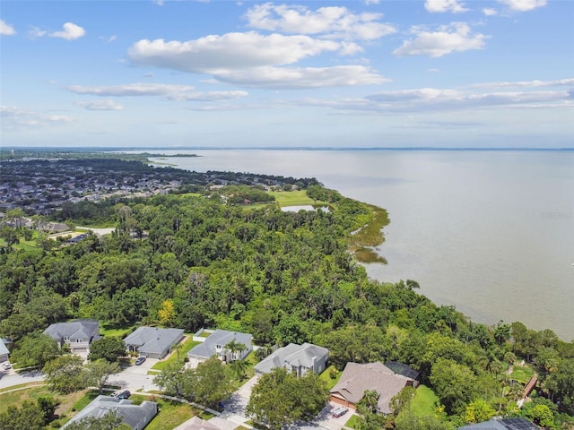 297 Beacon Pointe Dr, Ocoee, FL 34761 - aerial view of property's location featuring a large body of water and nearby suburban area