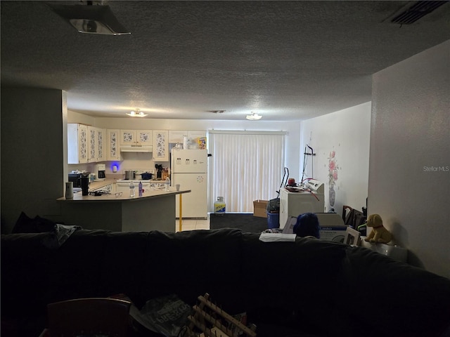 1000 13th Ave S, Saint Petersburg, FL 33705 - photo 4