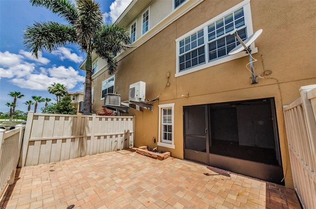 5030 Herring Ct, New Port Richey, FL 34652 - view of patio
