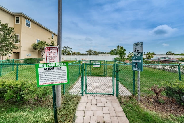 5030 Herring Ct, New Port Richey, FL 34652 - view of gate