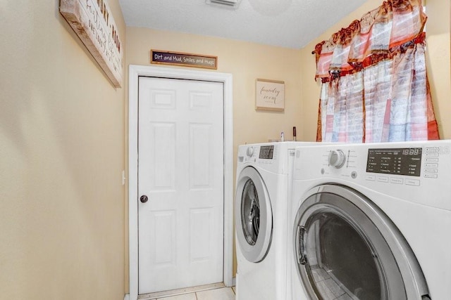 7101 Bucks Ford Dr, Riverview, FL 33578 - washroom featuring washer and clothes dryer