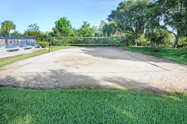 7101 Bucks Ford Dr, Riverview, FL 33578 - view of home's community with volleyball court