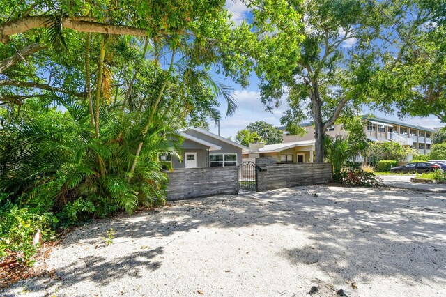 483 32nd Ave N, Saint Petersburg, FL 33704 - photo 5