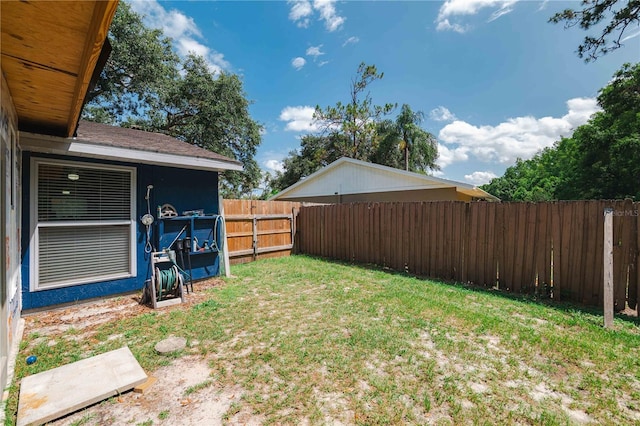 5346 Black Pine Dr, Tampa, FL 33624 - view of fenced backyard