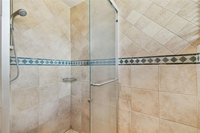 2103 N Golfview Dr, Plant City, FL 33566 - full bathroom with a shower stall