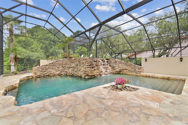 2103 N Golfview Dr, Plant City, FL 33566 - outdoor pool with a patio area