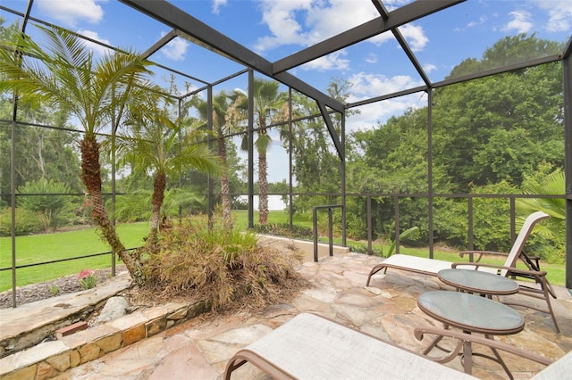 2103 N Golfview Dr, Plant City, FL 33566 - view of patio / terrace with a lanai and a water view