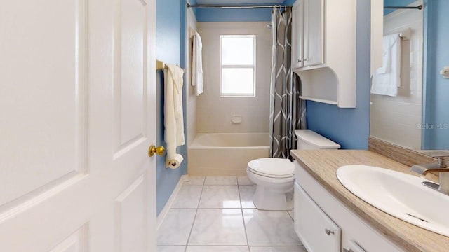 7010 Kendall Heath Way, Land O Lakes, FL 34637 - bathroom with vanity, shower / bath combo with shower curtain, and tile patterned flooring