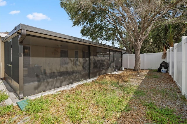 8526 Quarter Horse Dr, Riverview, FL 33578 - fenced backyard featuring a sunroom