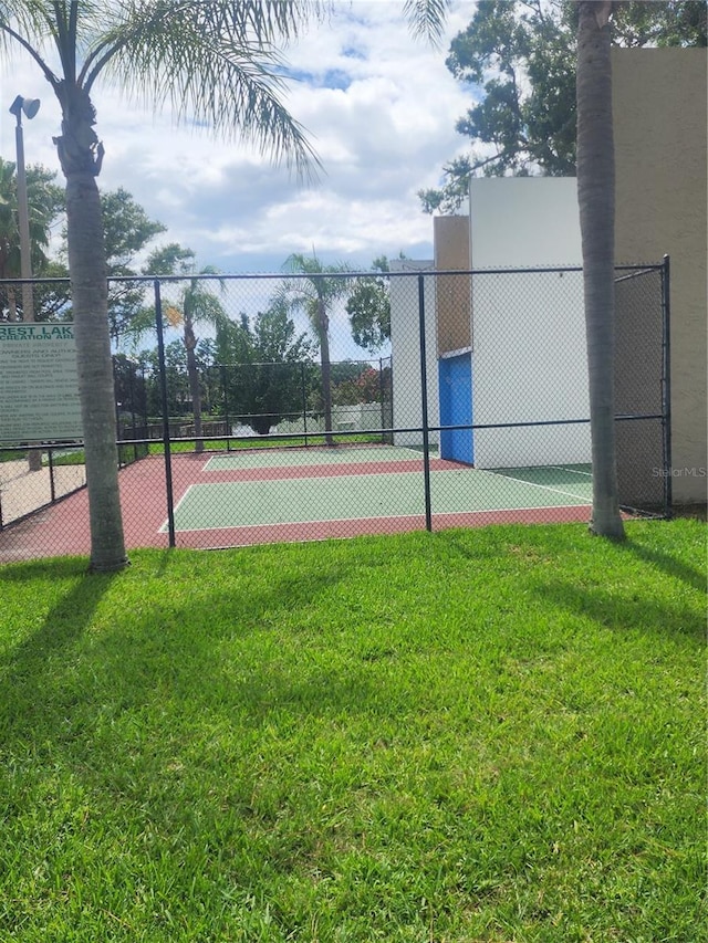 209 Corkwood Ln, Oldsmar, FL 34677 - view of tennis court