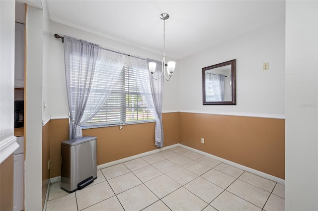 5107 Pine St, Seffner, FL 33584 - unfurnished dining area featuring a chandelier and light tile patterned floors