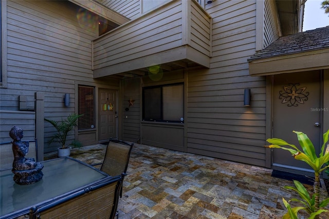 5340 Cobblestone Ct, Wesley Chapel, FL 33543 - view of patio / terrace