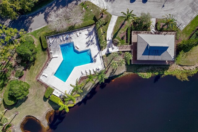 5340 Cobblestone Ct, Wesley Chapel, FL 33543 - drone / aerial view of a pool and a nearby body of water
