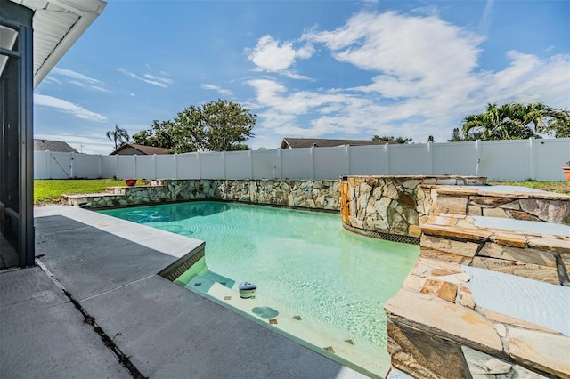 1304 Cedar Ct, Tarpon Springs, FL 34689 - view of pool featuring a fenced backyard and a patio area